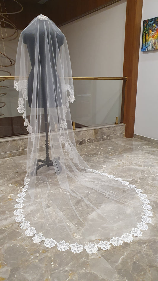 Enfleuré - Lace wedding veil
